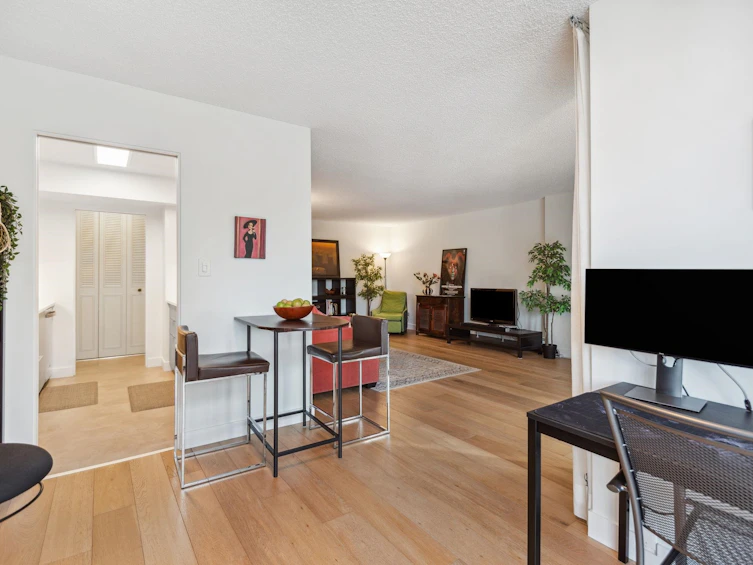 608-2101 Mcmullen Avenue, Vancouver, BC, V6L 3B4 - 8