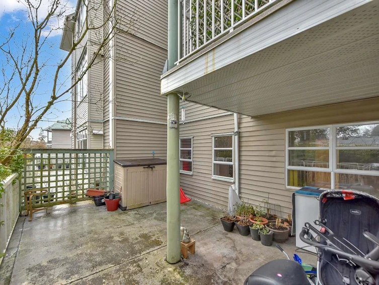 104-9767 140 Street, Surrey, BC, V3T 5S4 - 26