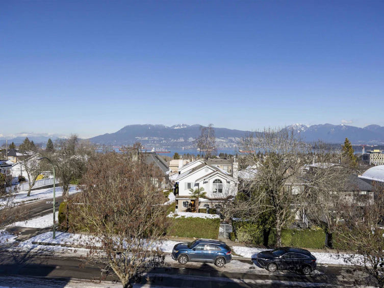 3888 W 13th Avenue, Vancouver, BC, V6R 2S8 - 33