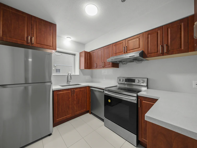 208-7031 Blundell Road, Richmond, BC, V6Y 1J5 - 13