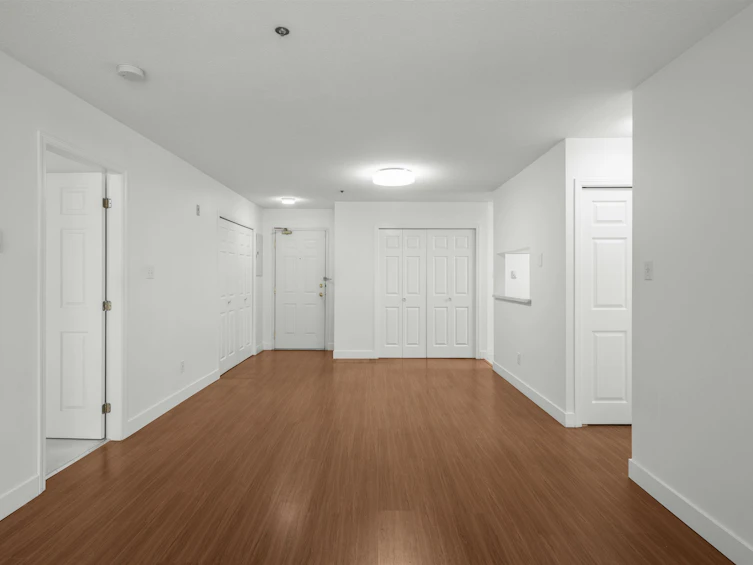 208-7031 Blundell Road, Richmond, BC, V6Y 1J5 - 8