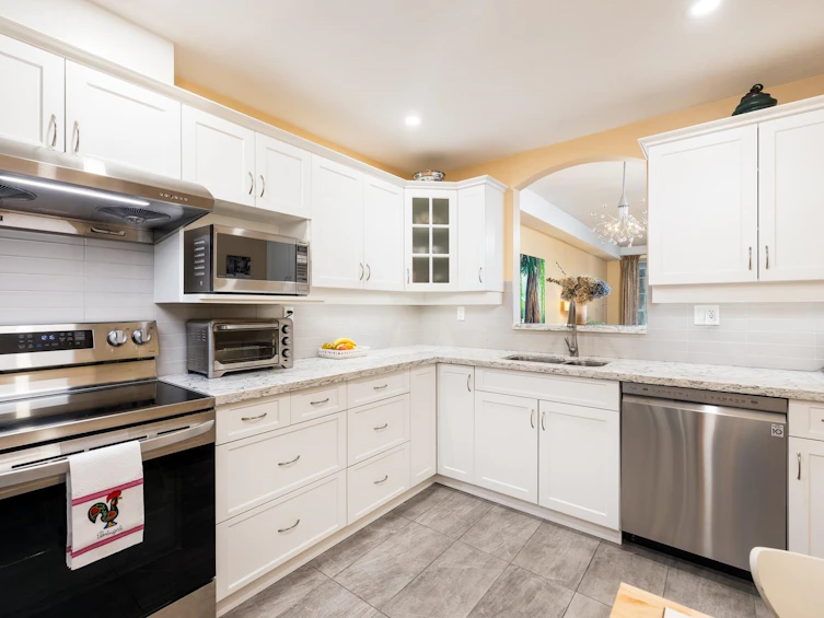 131-5835 Hampton Place, Vancouver, BC, V6T 2G2 - 8