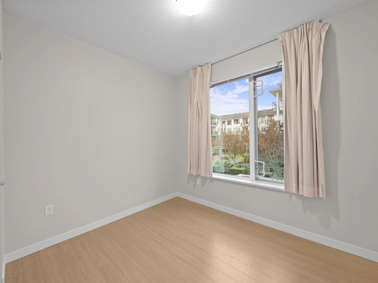 219-9388 Mckim Way, Richmond, BC, V6X 0J7 - 18