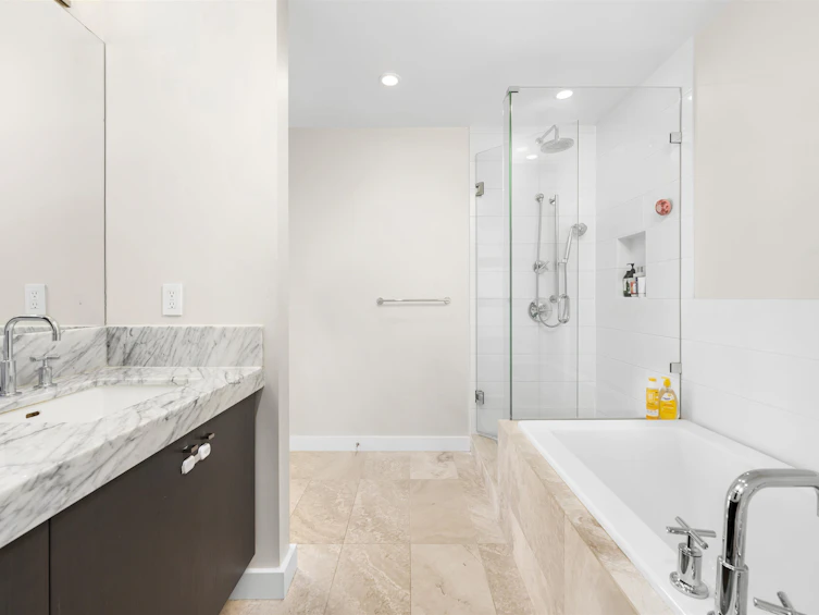 2110-1618 Quebec Street, Vancouver, BC, V6A 0C5 - 17