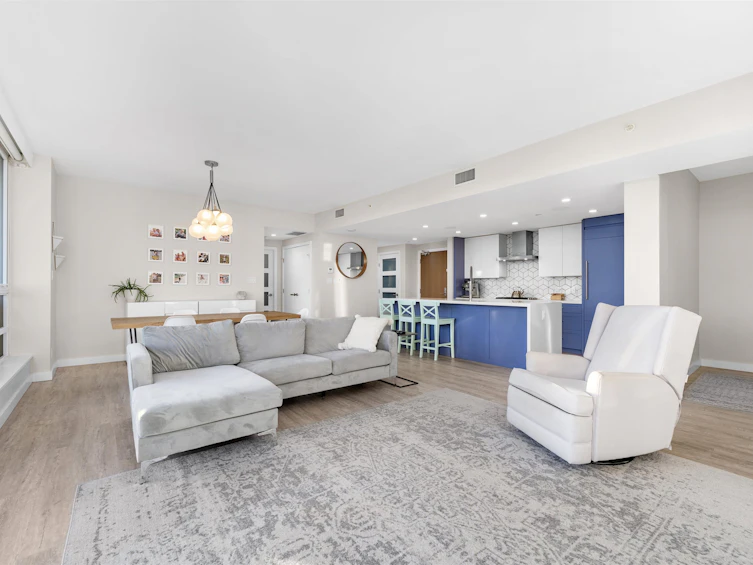 2110-1618 Quebec Street, Vancouver, BC, V6A 0C5 - 5