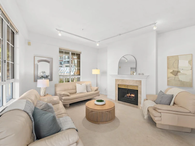 220-5835 Hampton Place, Vancouver, BC, V6T 2G2 - 2