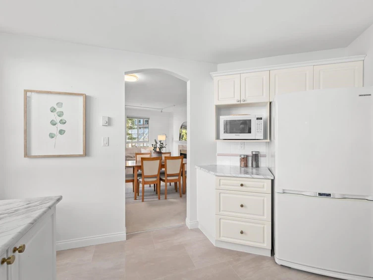 220-5835 Hampton Place, Vancouver, BC, V6T 2G2 - 10