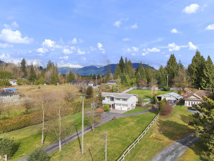 8940 Dewdney Trunk Road, Mission, BC, V2V 6Y1 - 2