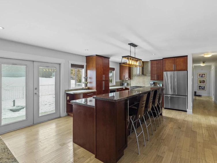 8940 Dewdney Trunk Road, Mission, BC, V2V 6Y1 - 8