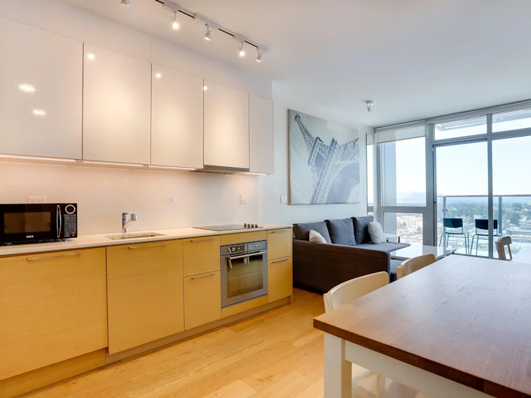 3309-13438 Central Avenue, Surrey, BC, V3T 0N2 - 13