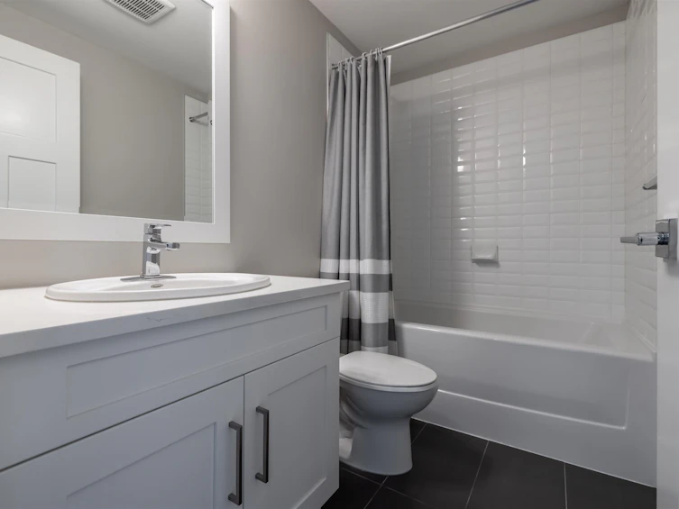 15857 Wills Brook Way, Surrey, BC, V3Z 0N4 - 31