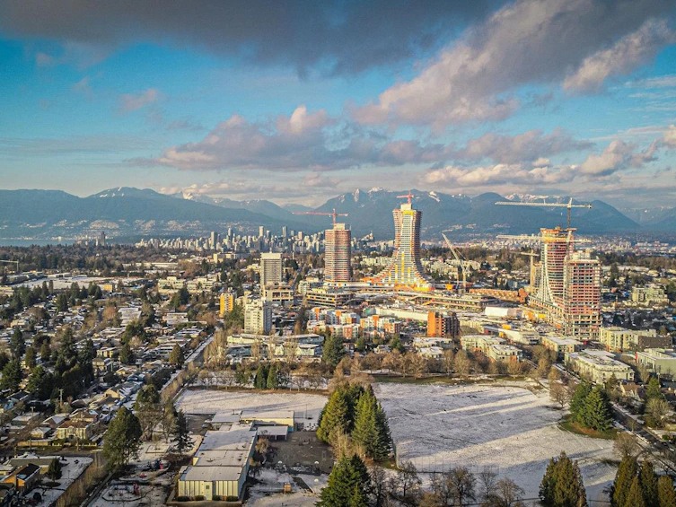 692 W 51st Avenue, Vancouver, BC, V6P 1C1 - 9