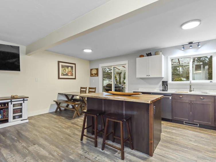32127 Holiday Avenue, Mission, BC, V2V 2N3 - 5