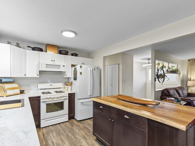 32127 Holiday Avenue, Mission, BC, V2V 2N3 - 10