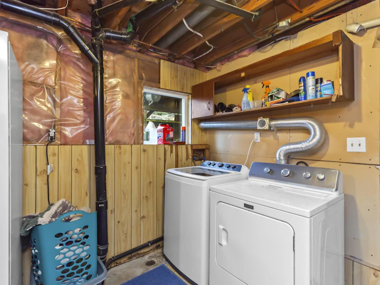 32127 Holiday Avenue, Mission, BC, V2V 2N3 - 29