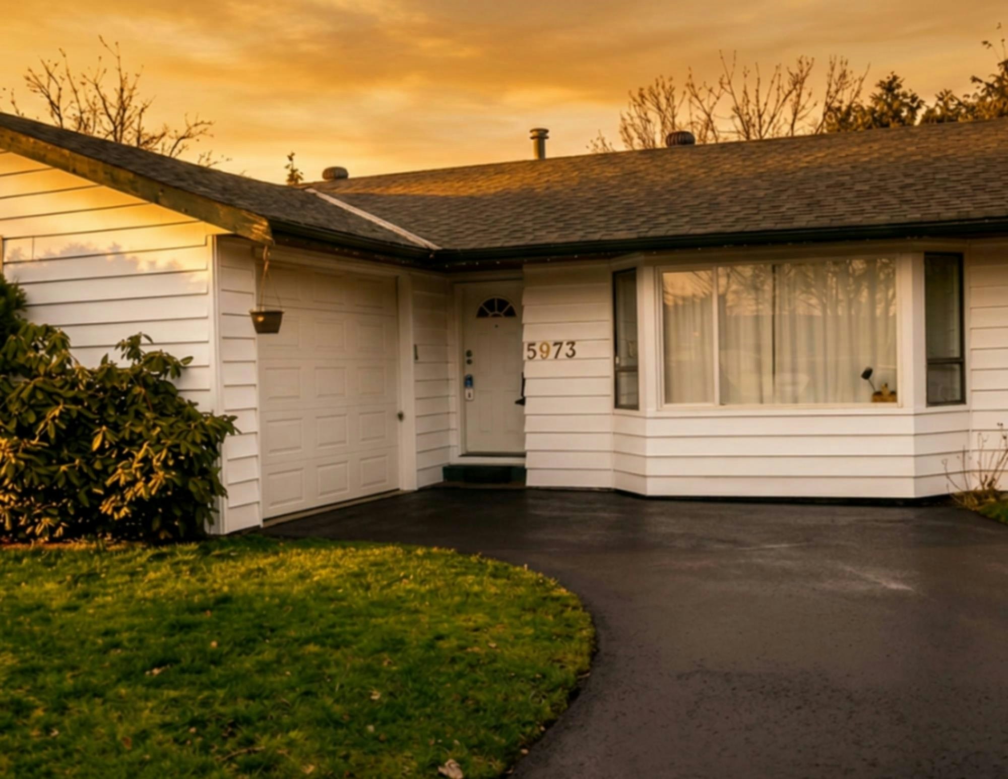 5973 Holstein Street, Surrey, BC, V3S 3Y9