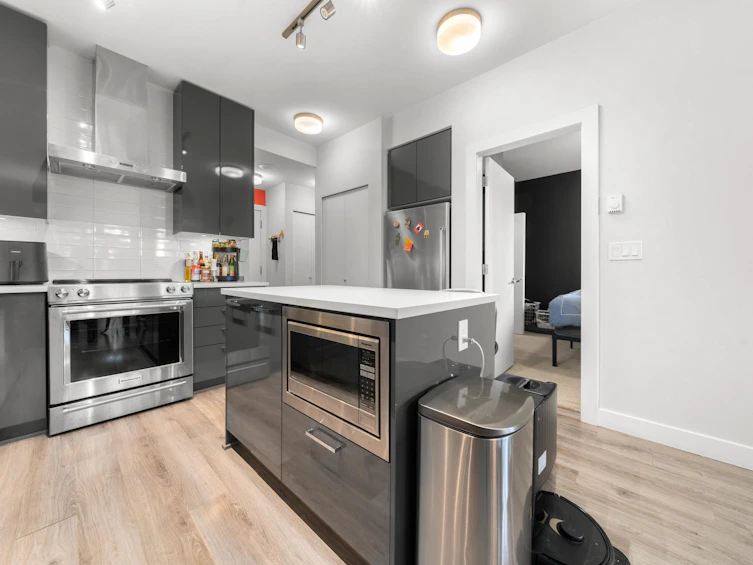 114-1768 Gilmore Avenue, Burnaby, BC, V5C 0L4 - 9
