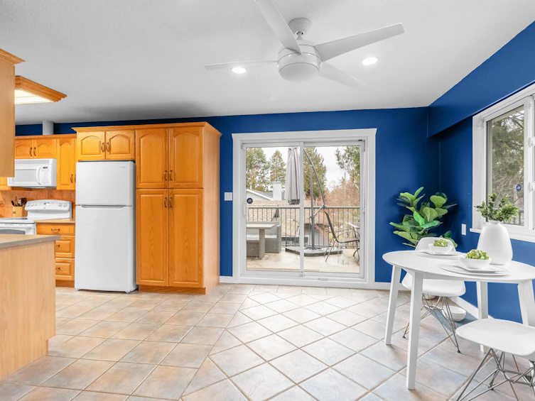 8573 109b Street, Delta, BC, V4C 4H4 - 8