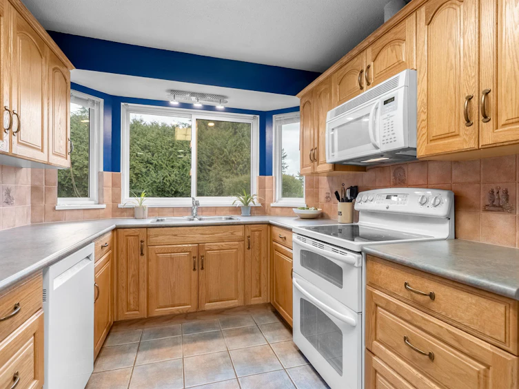 8573 109b Street, Delta, BC, V4C 4H4 - 10