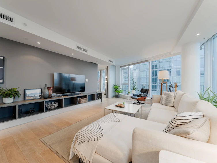 1701-1499 W Pender Street, Vancouver, BC, V6G 0A7 - 3