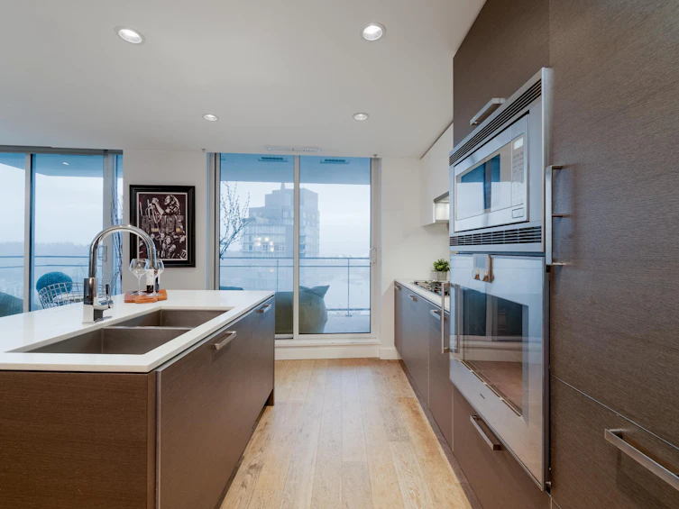 1701-1499 W Pender Street, Vancouver, BC, V6G 0A7 - 9