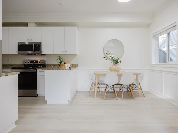 A4-19316 72a Avenue, Surrey, BC, V4N 5X9 - 3