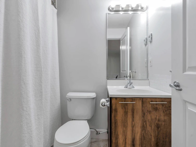 A4-19316 72a Avenue, Surrey, BC, V4N 5X9 - 33