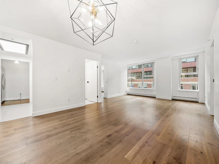 306-1318 Homer Street, Vancouver, BC, V6B 6A7 - 11