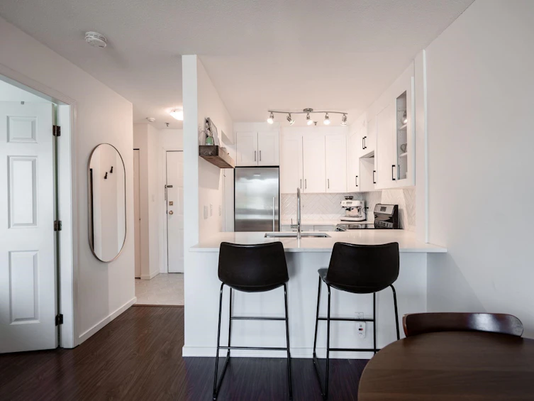 207-2160 Cornwall Avenue, Vancouver, BC, V6K 1B4 - 15