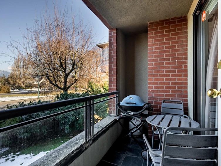 207-2160 Cornwall Avenue, Vancouver, BC, V6K 1B4 - 23