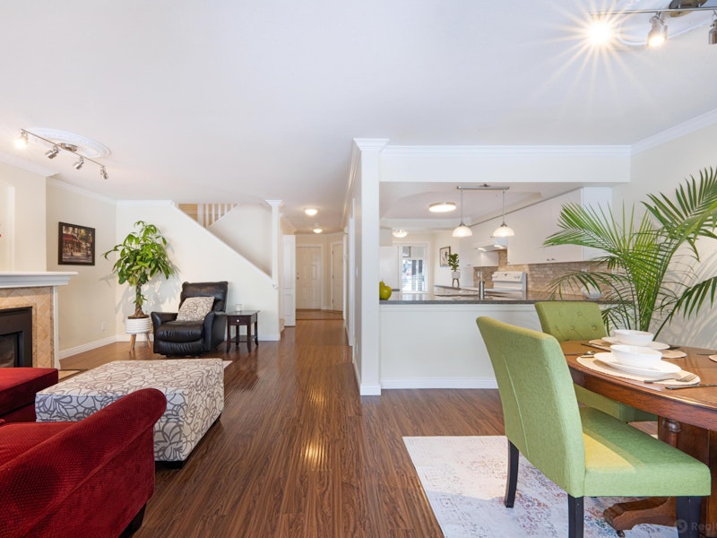 19 - 11737 236th Street, Maple Ridge BC V4R 2E5