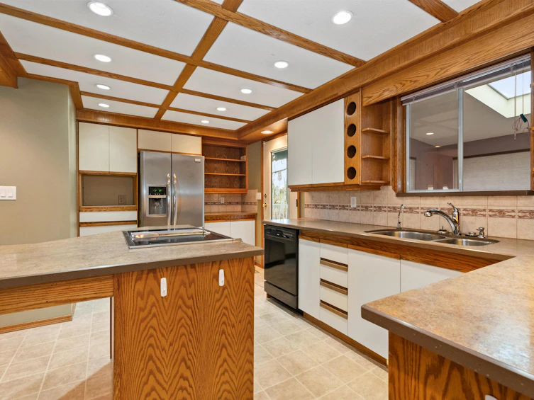 10181 Manor Drive, Chilliwack, BC, V2P 5Y7 - 8