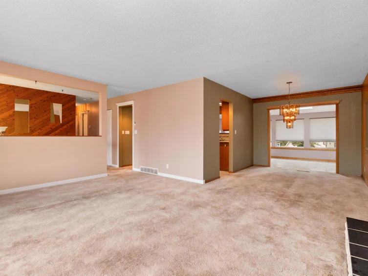 10181 Manor Drive, Chilliwack, BC, V2P 5Y7 - 10