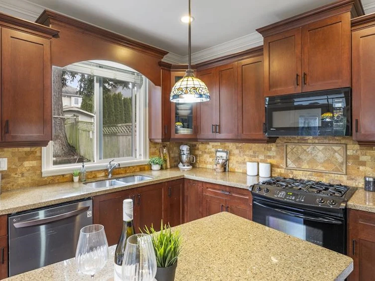 7088 179a Street, Surrey, BC, V3S 7C7 - 11