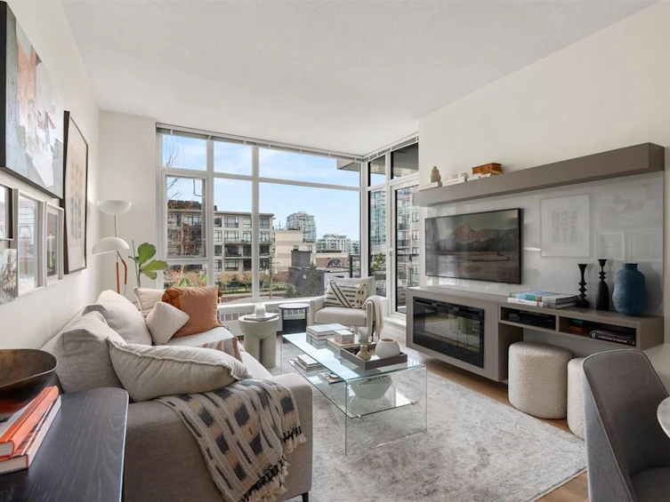 409-135 W 2nd Street, North Vancouver, BC, V7M 0C5 - 3