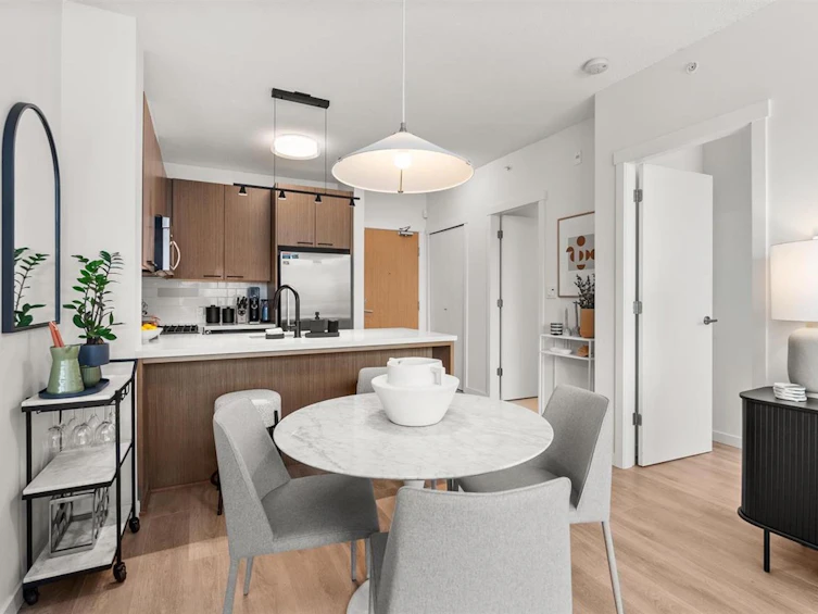 409-135 W 2nd Street, North Vancouver, BC, V7M 0C5 - 8