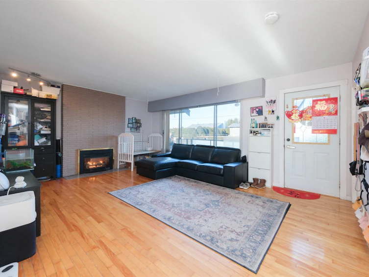 6092 Ladner Trunk Road, Delta, BC, V4K 1X8 - 6