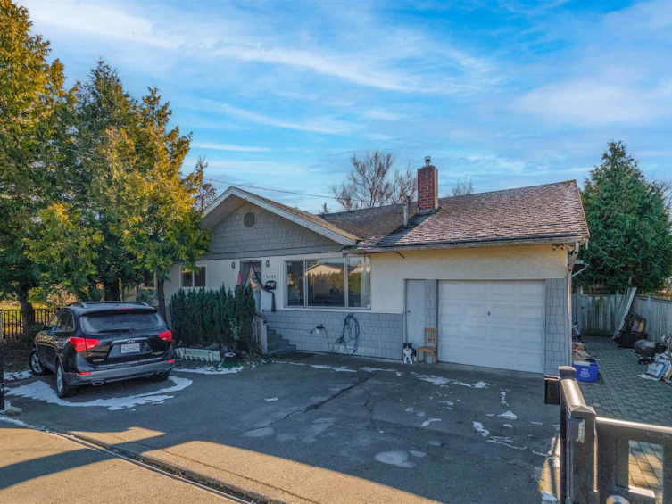 6092 Ladner Trunk Road, Delta, BC, V4K 1X8 - 3