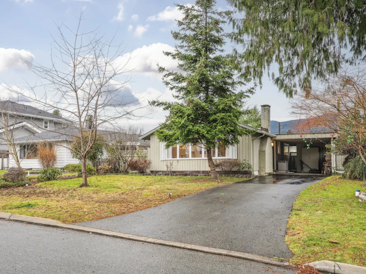 840 E 11th Street, North Vancouver, BC, V7L 2J1 - 3