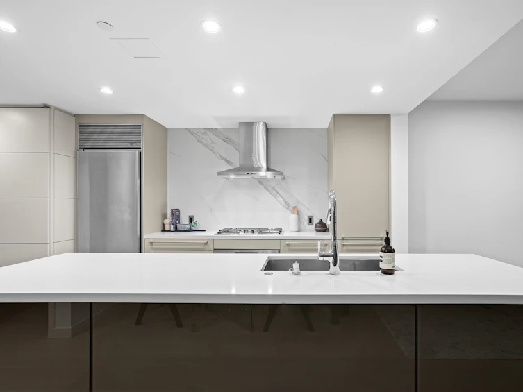 2703-788 Richards Street, Vancouver, BC, V6B 0C7 - 7
