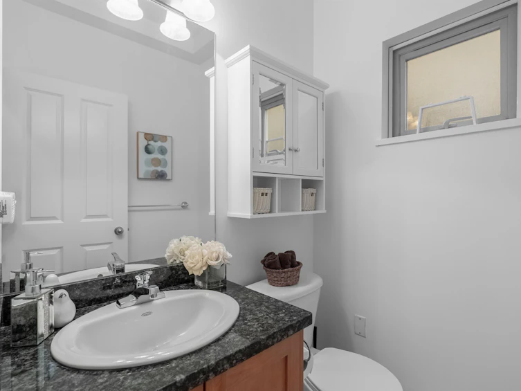 7920 Bennett Road, Richmond, BC, V6Y 1N2 - 8