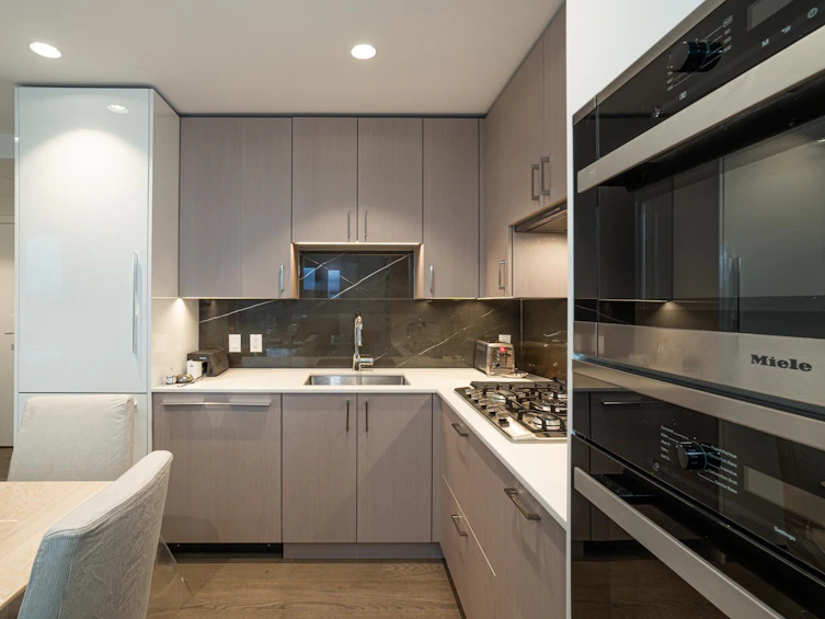 504-1675 Lions Gate Lane, North Vancouver, BC, V7P 3B4 - 9