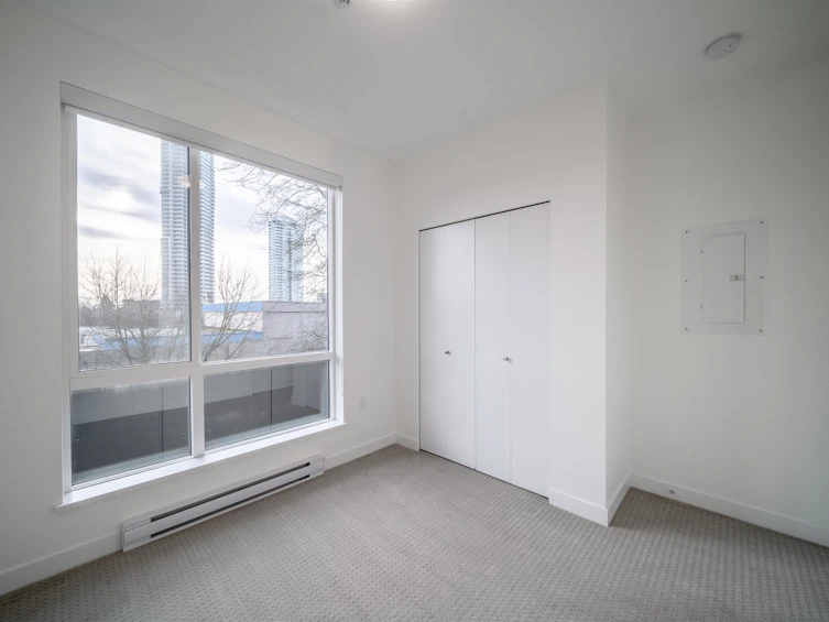 411-7169 14th Avenue, Burnaby, BC, V3N 0H6 - 5
