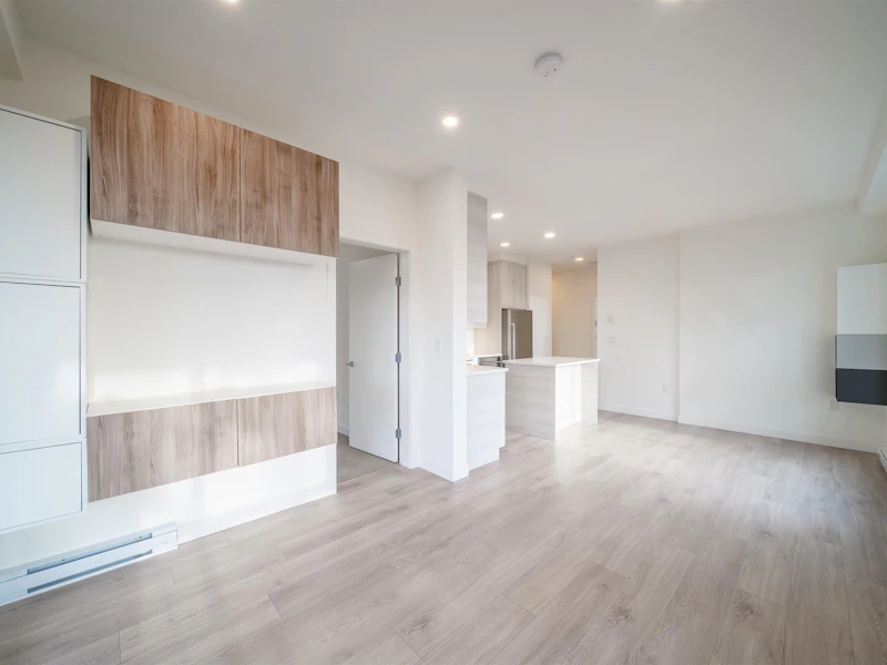 411 - 7169 14th Avenue, Burnaby BC