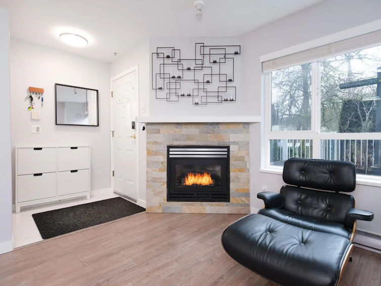 135-6588 Southoaks Crescent, Burnaby, BC, V5E 4K1 - 2