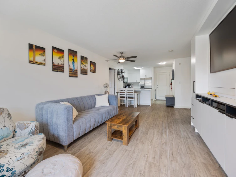 403-20750 Duncan Way, Langley, BC, V3A 9J6 - 12