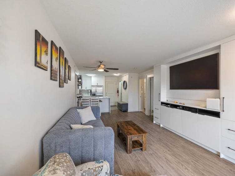 403-20750 Duncan Way, Langley, BC, V3A 9J6 - 13
