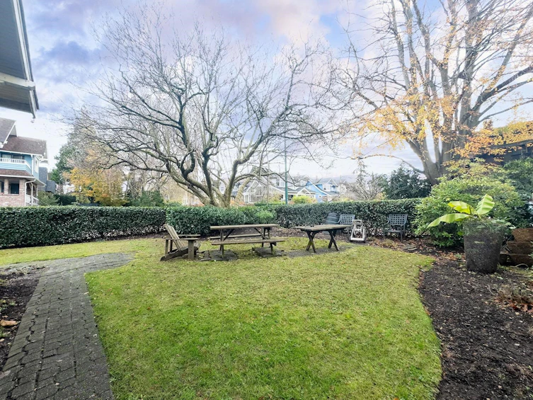 1641 Dunbar Street, Vancouver, BC, V6R 3L7 - 18