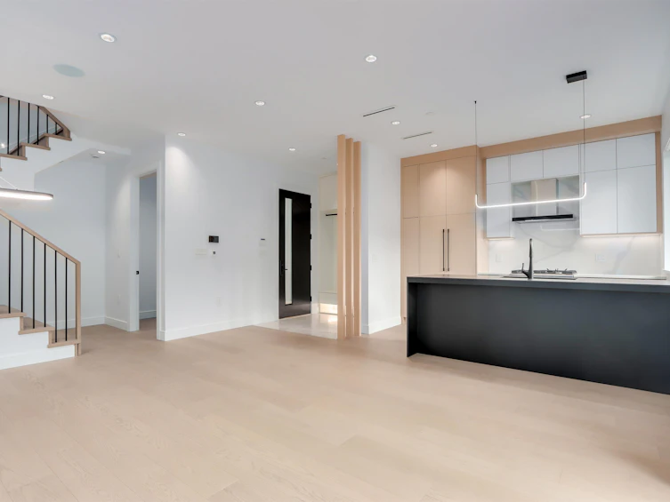 2-930 E 10th Avenue, Vancouver, BC, V5T 2B2 - 6