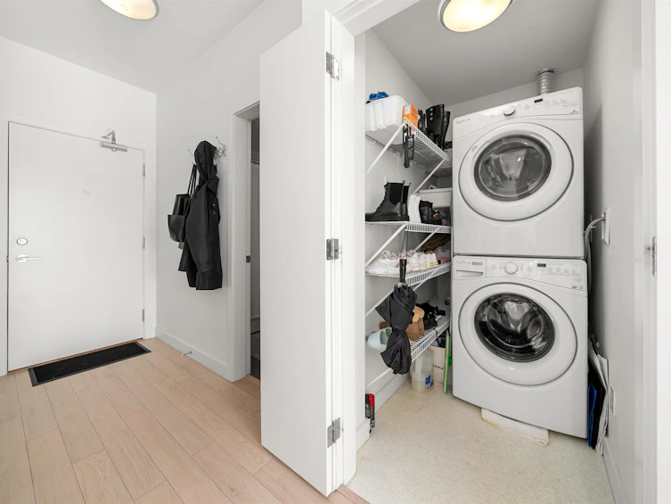 209-1621 Hamilton Avenue, North Vancouver, BC, V7P 0B6 - 13
